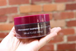 The Body Shop Early-Harvest Raspberry Body Scrub